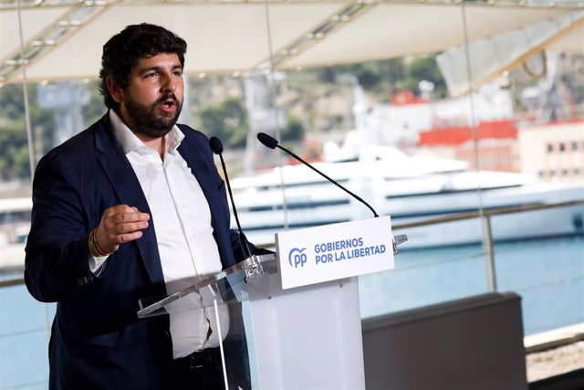 Fernando López Miras en la clausura del acto del PP '2 años de Gobiernos en Libertad' que ha sido clausurado por Pablo Casado