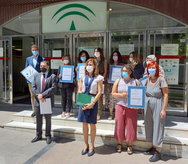 Jaén consolida la calidad de sus servicios sociales con la certificación de cinco residencias y servicios de día