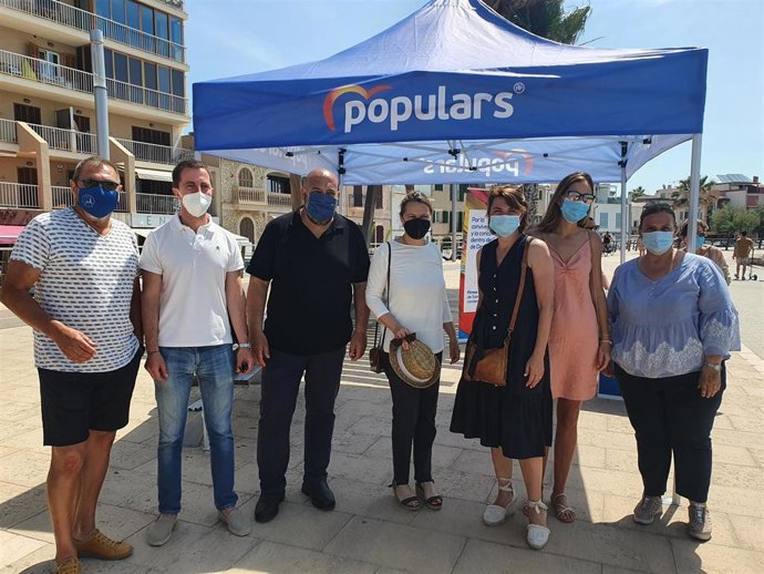 El prresidente del PP de Palma, Jaime Martínez; el presidente del PP de Mallorca, Lloren Galmés; la senadora Maria Salom y la diputada autonómica Marga Durán.