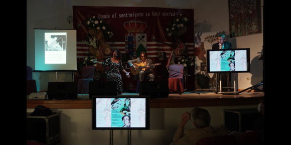 2. Alosno (Huelva) se vuelca en la celebración del Día del Fandango en el 93 aniversario del nacimiento de Paco Toronjo