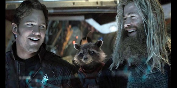 8. Genial felicitación a Chris Evans de Chris Hemsworth y Chris Pratt desde el rodaje de Thor 4: Love and Thunder