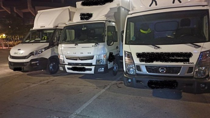 Dos jóvenes detenidos en Pinto por robar gasóleo de camiones perforando los depósitos de combustible