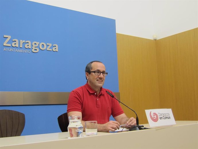 Archivo - Alberto Cubero, concejal de Zaragoza en Común.