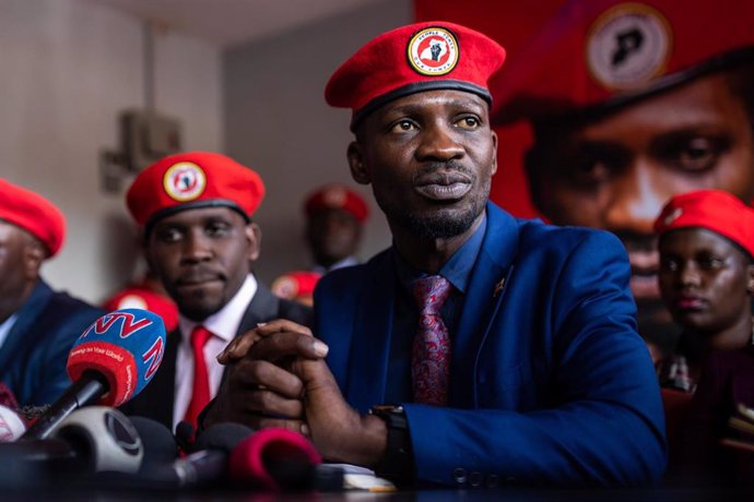 Archivo - El opositor ugandés Robert Kyagulanyi, más conocido por su nombre artístico de Bobi Wine