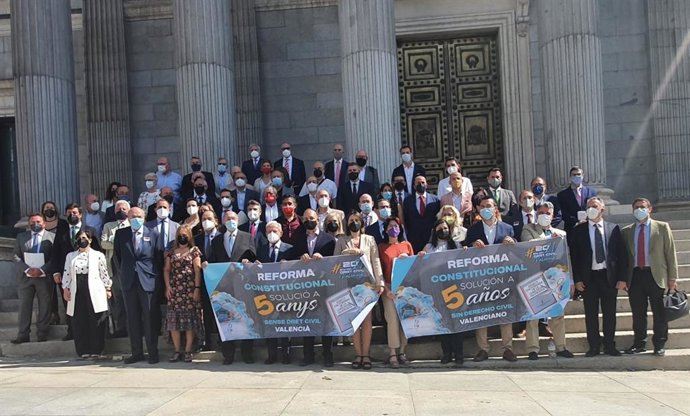 Protesta en el Congreso por el Derecho Civil Valenciano