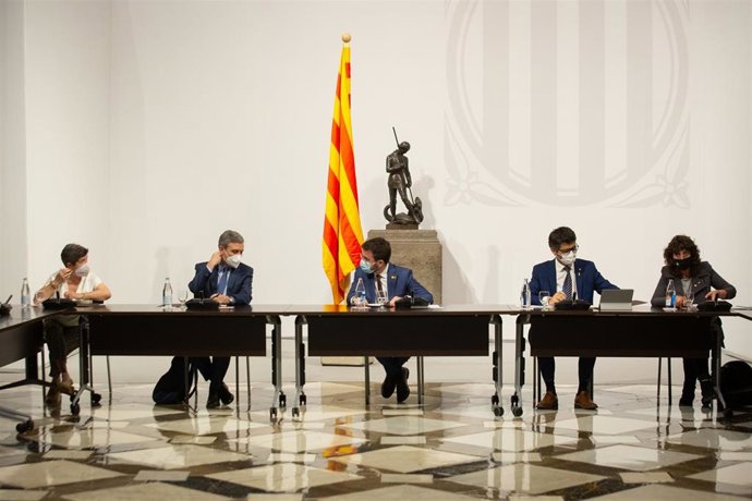 Mesa institucional para debatir sobre el futuro del Aeropuerto de Barcelona