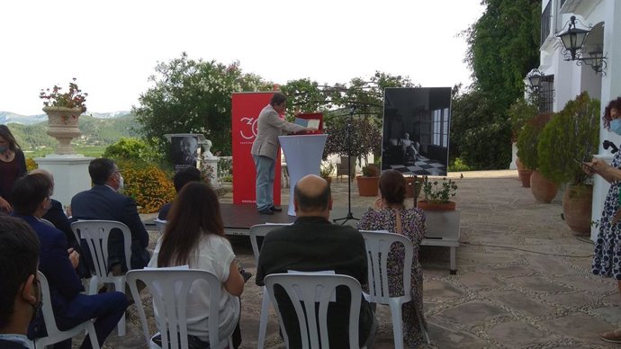 Entrega del legado 'in memoriam' de Francisco Brines