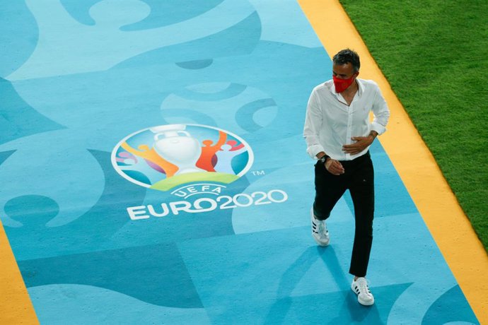 Luis Enrique, head coach of Spain, laments during the UEFA EURO 2020 Group E football match between Spain and Sweden at La Cartuja stadium on June 14, 2021 in Seville, Spain.
