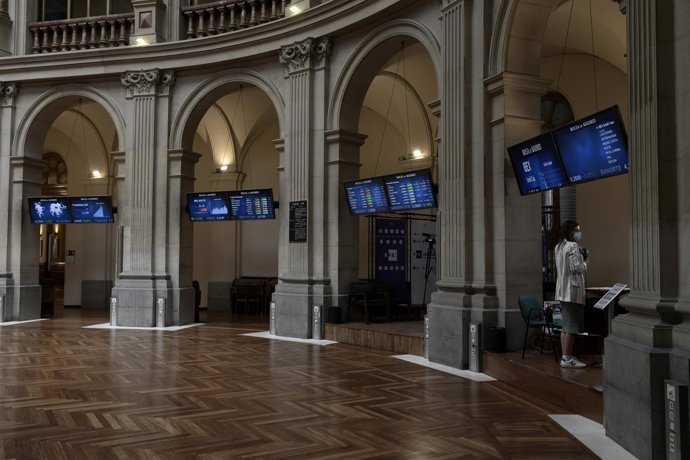 Valores económicos en el Palacio de la Bolsa  