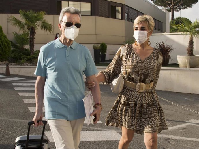 José Ortega Cano y Ana María Aldón a su llegada al hospital