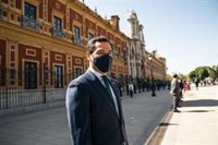 Moreno se define como "descendiente político" de Clavero y "seguirá trabajando" como él por una "Andalucía de primera"