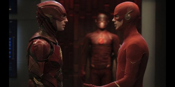 3. The Flash tendrá dos Batman... y dos Barry Allen