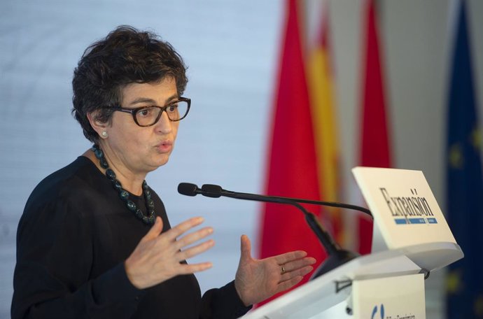 La ministra de Asuntos Exteriores, Unión Europea y Cooperación, Arancha González Laya, interviene en la sesión 'Las relaciones entre Europa y Latinoamérica en el nuevo contexto internacional' del II Foro Económico Internacional, a 8 de junio de 2021, en
