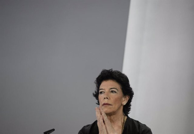 La ministra de Educación y Formación Profesional, Isabel Celaá, en una rueda de prensa posterior al Consejo de Ministros, a 15 de junio de 2021, en La Moncloa, Madrid, (España). 