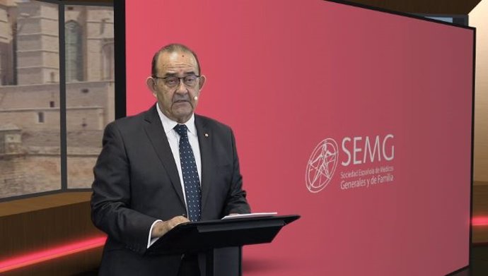 Inauguración oficial del XXVII Congreso Nacional de Medicina General y de Familia, con el presidente de la SEMG, el doctor Antonio Fernández-Pro Ledesma