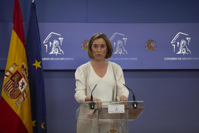 La portavoz del Grupo Parlamentario Popular en el Congreso, Cuca Gamarra, interviene en una rueda de prensa anterior a una Junta de Portavoces, a 8 de junio de 2021, en la Sala Constitucional del Congreso de los Diputados, Madrid, (España).