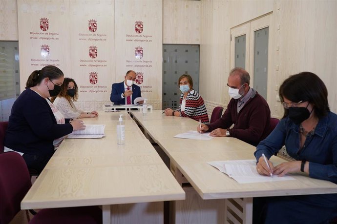 Firma del convenio de colaboración.