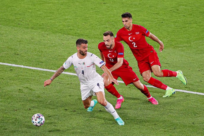 Leonardo Spinazzola of Italy, Kenan Karaman of Turkey, Zeki Celik of Turkey during the UEFA Euro 2020, Group A, football match between Turkey and Italy on June 11, 2021 at Stadio Olimpico in Rome, Italy - Photo Orange Pictures / DPPI