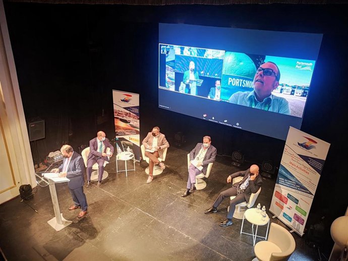 Jornada sobre el transporte marítimo de corto recorrido de la Autoridad Portuaria de Almería