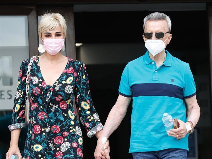 José Ortega Cano ha recibido el alta acompañado por su mujer, Ana María Aldón