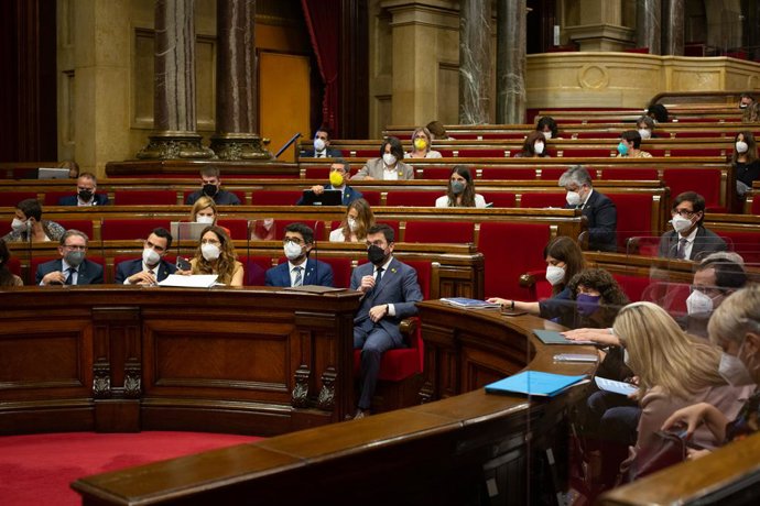 Arxiu - Ple del Parlament. 