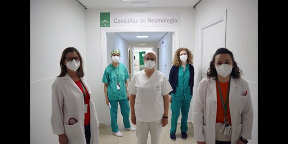 3. El Hospital Virgen de las Nieves de Granada sigue a más de 1.600 pacientes con secuelas tras el Covid-19