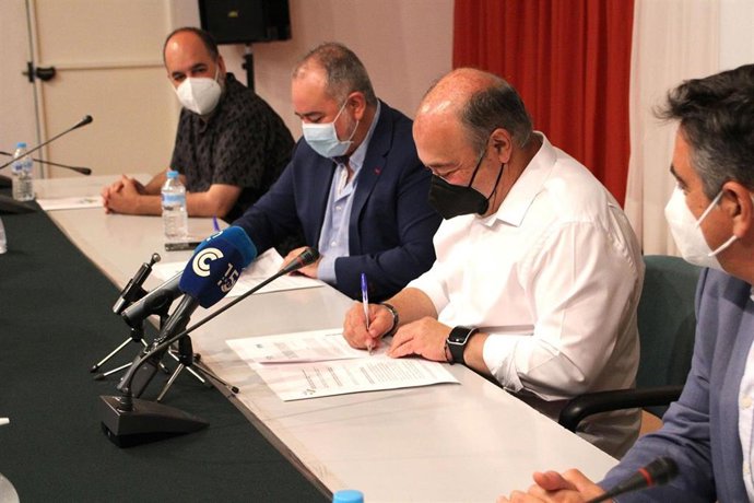 Convenio entre la RTVA y la Mancomunidad de Islantilla.