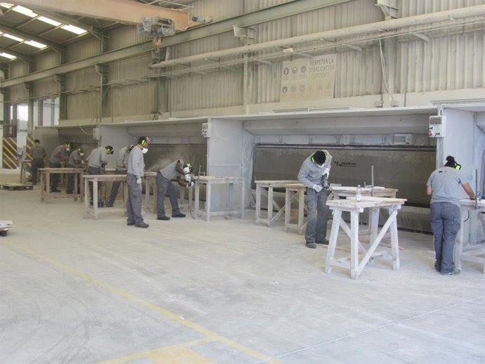 Alumnos de la Escuela del Mármol de Fines (Almería)