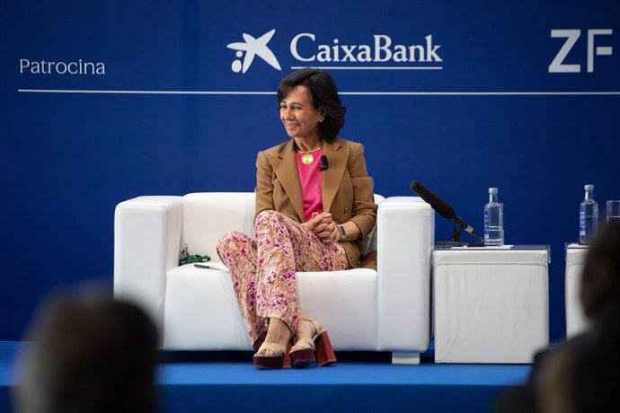La presidenta del Banc Santander, Ana Botín, en la Reunió del Cercle d'Economia.
