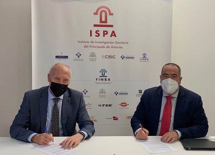 El director de Finba, Faustino Blanco, y y el directivo de AstraZeneca Justo Moreno