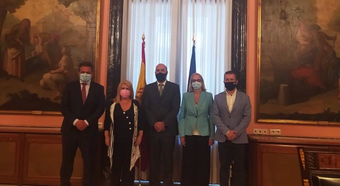 Reunión en el Ministerio de Hacienda con los alcaldes de los ayuntamientos más endeudados de España