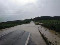 Incidencias en las carreteras riojanas por las fuertes lluvias y tormentas de esta tarde