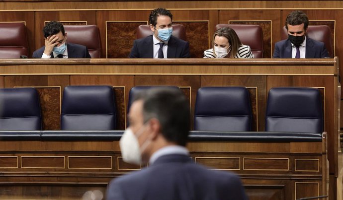El presidente del Gobierno, Pedro Sánchez, interviene en una sesión de control al Gobierno, a 16 de junio de 2021, en el Congreso de los Diputados, Madrid, (España). Esta sesión está marcada nuevamente por los posibles indultos a los presos del procés p