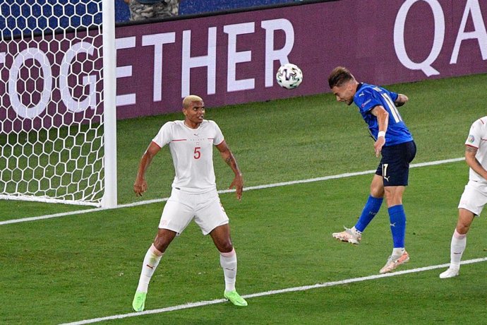 16 June 2021, Italy, Rome: Italy's Ciro Immobile (R) and Switzerland's Manuel Akanji battle for the ball during the UEFA EURO 2020 Group A soccer match between Italy and Switzerland at the Olympic Stadium. Photo: Fabrizio Corradetti/LPS via ZUMA Wire/dpa