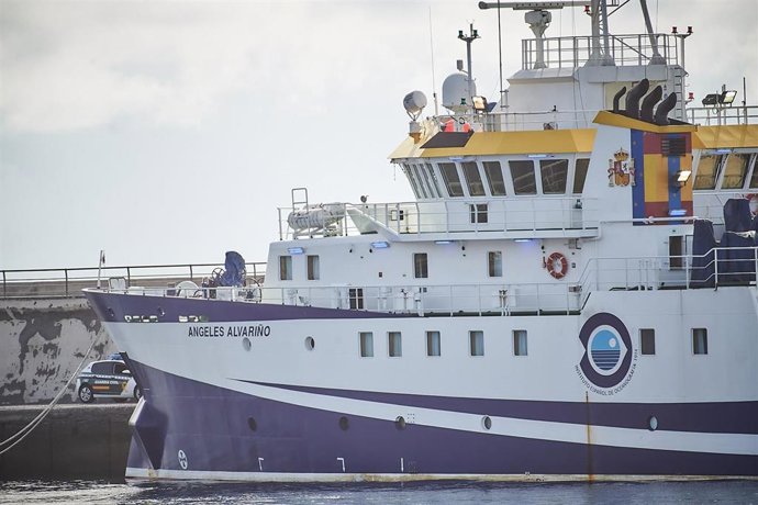 Buque oceanográfico 'Ángeles Alvariño'  que realiza labores de búsqueda en Tenerife de los cuerpos de Anna y Tomás Gimeno