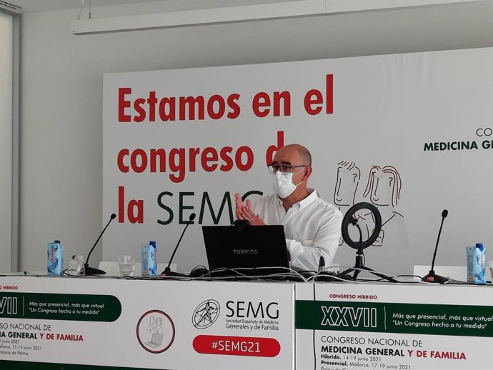 El psiquiatra Miguel García-Escudero, del Hospital Universitario de Elche.