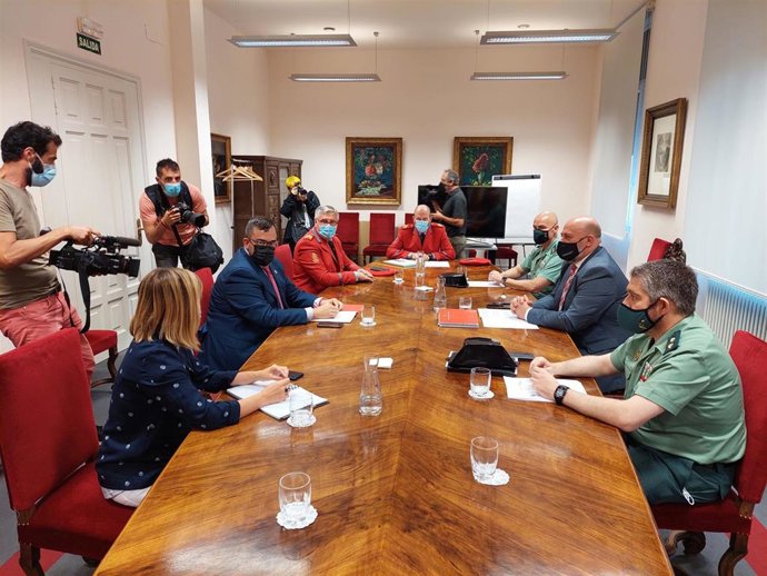 Reunión entre el Gobierno de Navarra y la Delegación del Gobierno para abordar las acciones de seguridad vial que se pondrán en marcha en verano