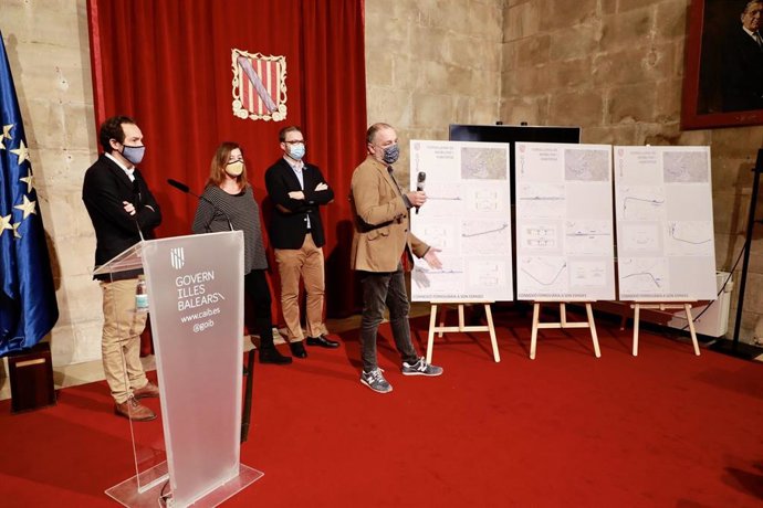 Archivo - Presentación del proyecto de tranvía a Son Espases, en diciembre de 2012, en el Consolat de Mar.