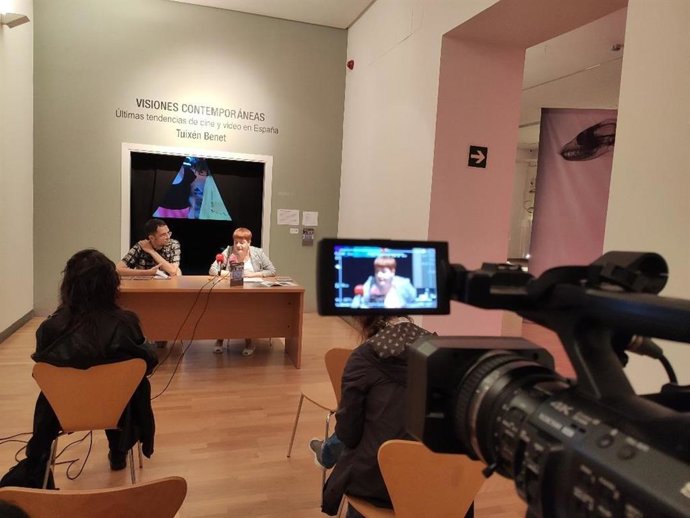 Presentación Del Ciclo De 'Visiones Contemporáneas' En El DA2 De Salamanca Con Trabajos De Tuixén Benet.