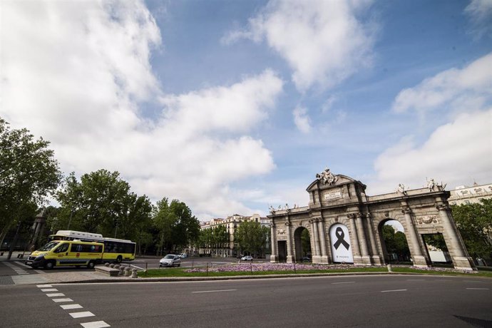 Archivo - La Puerta de Alcalá, en Madrid