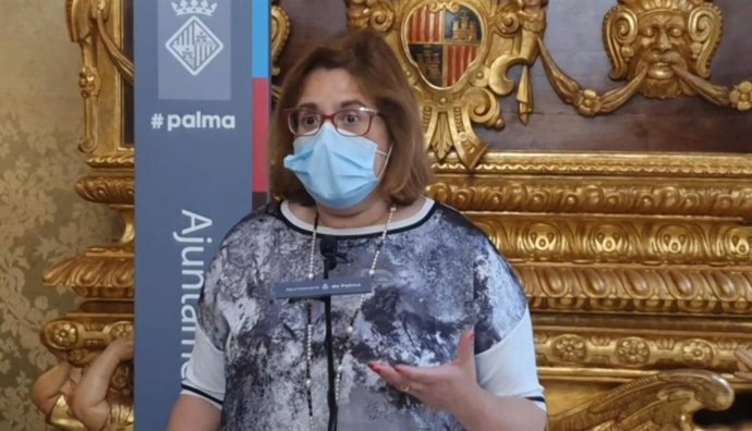 La portavoz del PP en el Ayuntamiento de Palma, Mercedes Celeste, en declaraciones a los medios de comunicación.