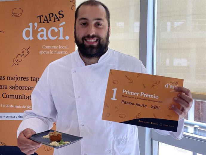 Una tapa de croqueta de gamba en su tartar, elaborada por el cocinero del restaurante Xiri de Alicante Josep Palomares, Mejor Creación Autóctona de la Ruta Tapas dAcí