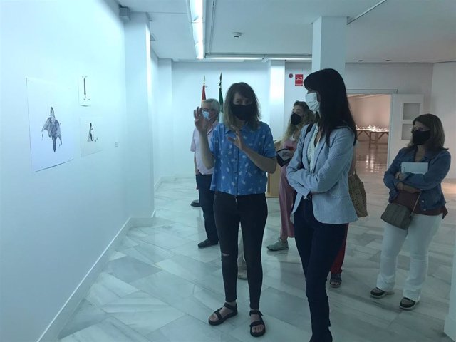 Los artistas Ángel Acosta y Nuria Cano exponen Zen y La alterable verdad en la Sala Europa de Badajoz