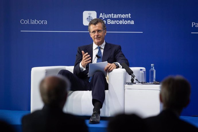 El vicepresidente de BlackRock, Philipp Hildebrand, interviene durante la sesión,  bajo el título: 'El propósito empresarial. El nuevo capitalismo', en la segunda jornada de la XXXVI Reunión del Cercle d"Economia, en el Hotel W de Barcelona, a 17 de jun