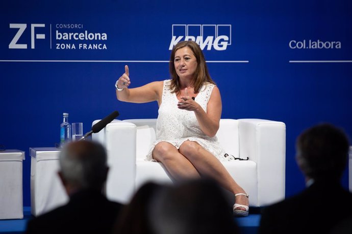 La presidenta de les Illes Balerares, Francina Armengol, intervé en una sessió, sota el títol: `El model territorial per millorar l'economia espanyola', en la segona jornada de la XXXVI Reunió del Cercle d"Economia, a l'Hotel W de Barcelona, a 17