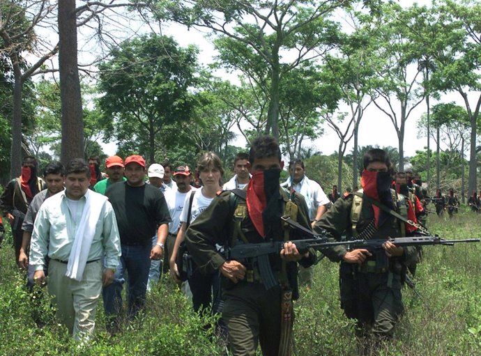 Guerrilleros del Ejército de Liberación Nacional (ELN) colombiano