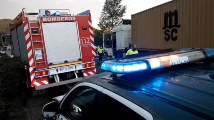 Accidente en la A-8 en el que ha falleciod un joven