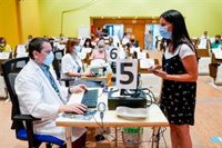 La Comunidad de Madrid amplía la autocitación a partir de 45 años y el miércoles la extenderá a 40