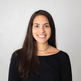 Stephanie Gómez, joven de 25 años de Carballo (A Coruña) nominada a un Emmy del sureste estadounidense por su trabajo como editora en el corto 'Made in America'.