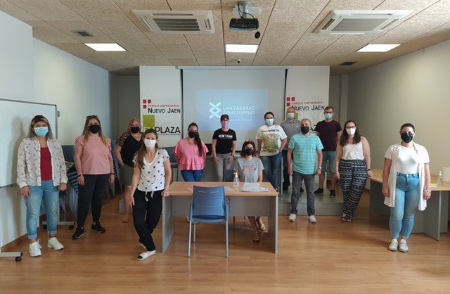 Participantes en la Lanzadera Conecta Empleo de Jaén.
